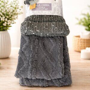 Cozy 2-piece winter accessory set by Hills Creek NWT